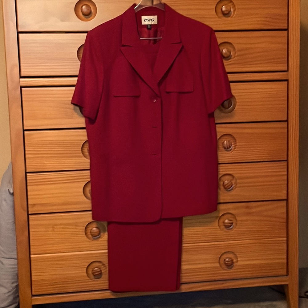 Kasper Suit size 18